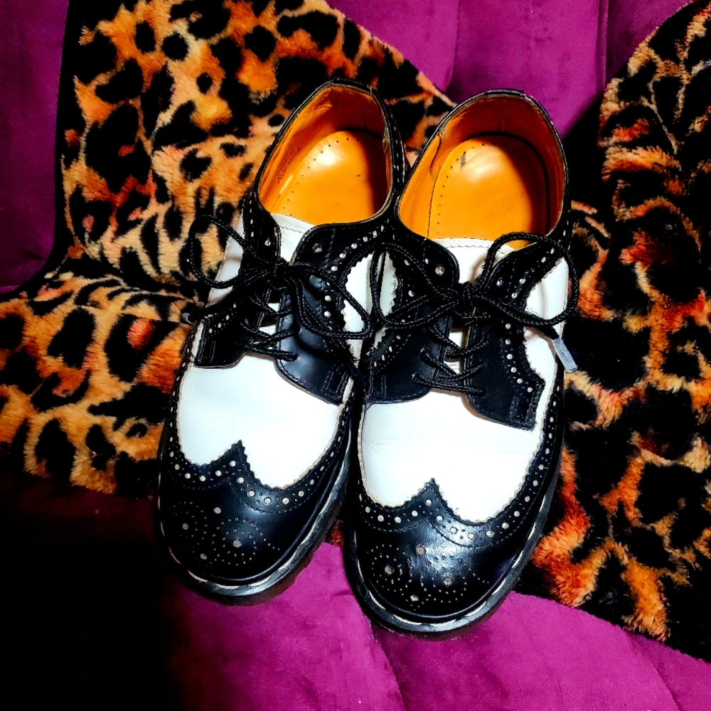 Dr. Martens 3989 Brogue Bex Size UK 6 US 9